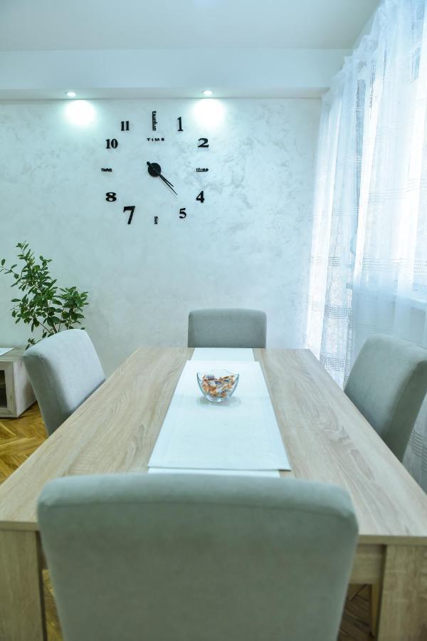 Apartman Bazar Σμεντέρεβο Εξωτερικό φωτογραφία