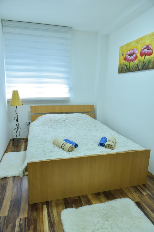 Apartman Bazar Σμεντέρεβο Εξωτερικό φωτογραφία