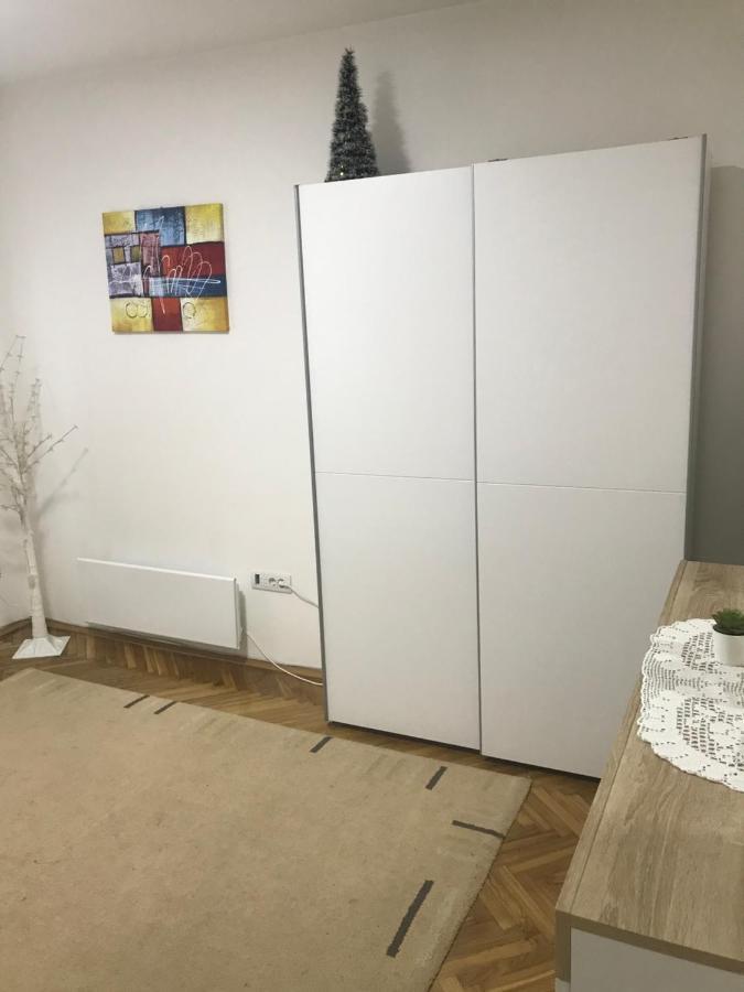 Apartman Bazar Σμεντέρεβο Εξωτερικό φωτογραφία