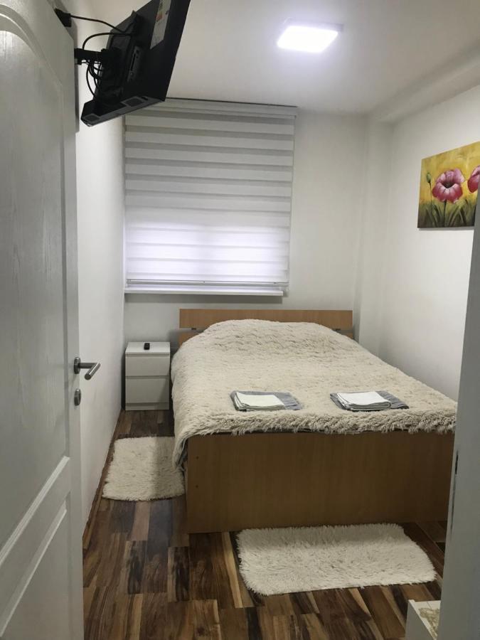 Apartman Bazar Σμεντέρεβο Εξωτερικό φωτογραφία